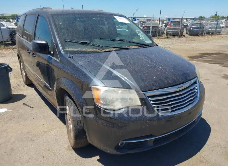 2014 Chrysler TOWN & COUNTRY photo