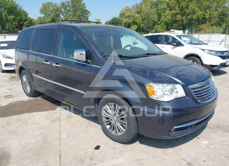 2014 Chrysler TOWN & COUNTRY фото