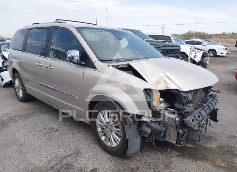 2014 Chrysler TOWN & COUNTRY фото