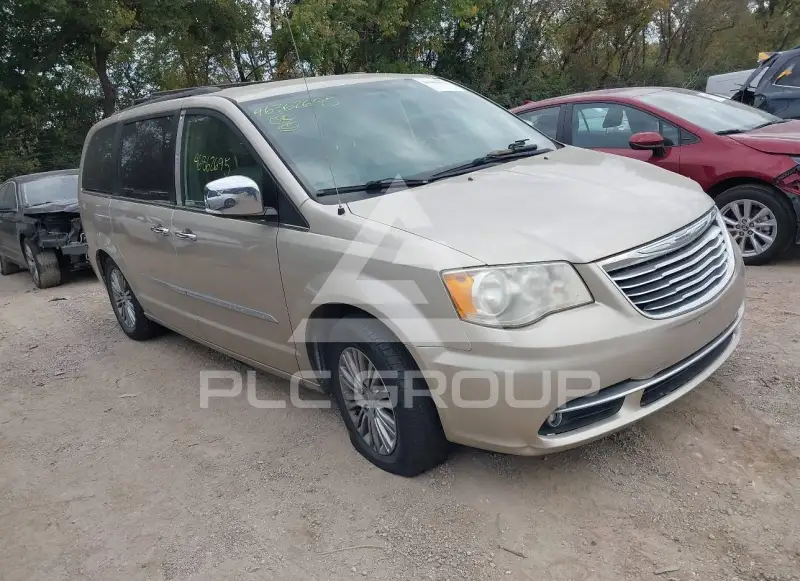 2014 Chrysler TOWN & COUNTRY photo