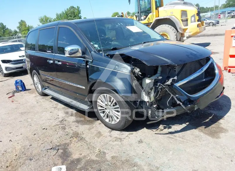 2014 Chrysler TOWN & COUNTRY photo