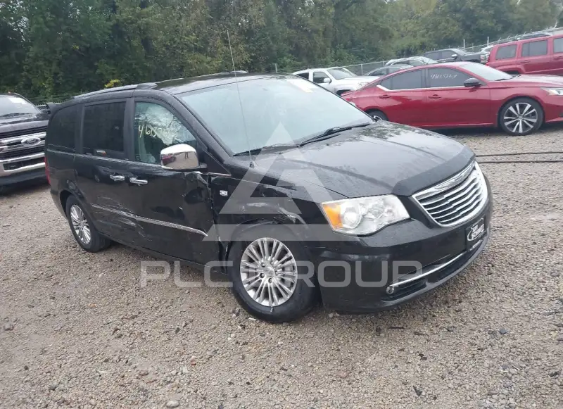 2014 Chrysler TOWN & COUNTRY photo