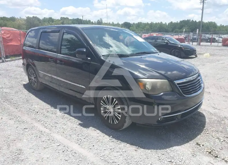 2014 Chrysler TOWN & COUNTRY photo