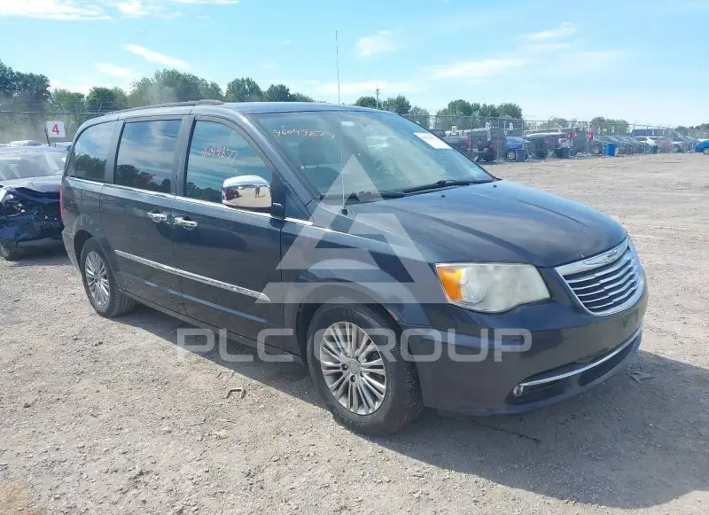 2014 Chrysler TOWN & COUNTRY фото