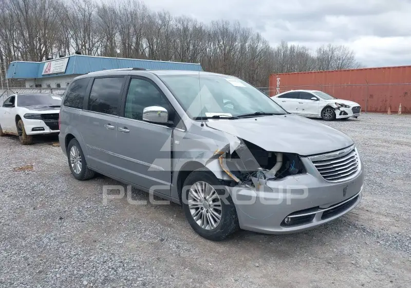 2014 Chrysler TOWN & COUNTRY фото