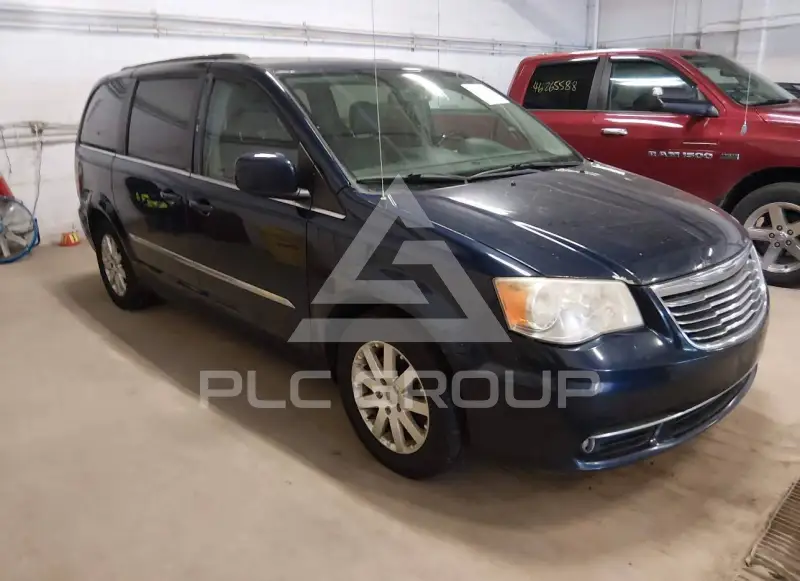2014 Chrysler TOWN & COUNTRY photo