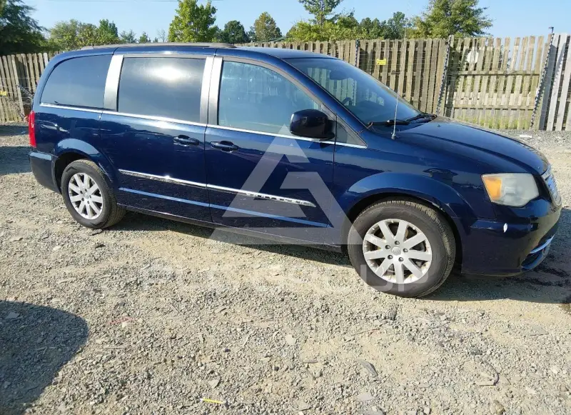 2014 Chrysler TOWN & COUNTRY фото