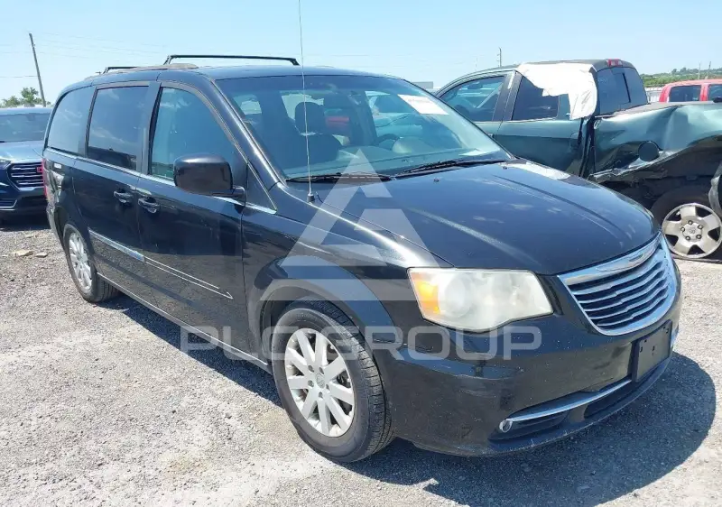 2014 Chrysler TOWN & COUNTRY фото