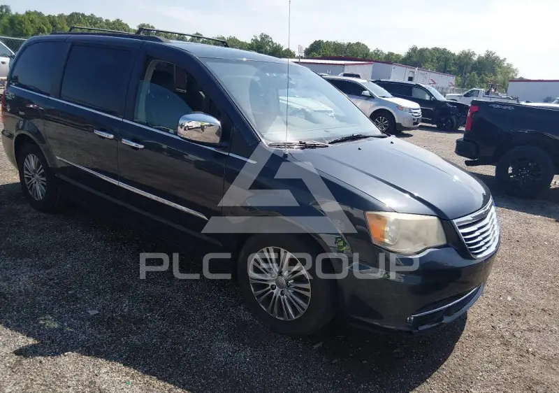 2014 Chrysler TOWN & COUNTRY photo