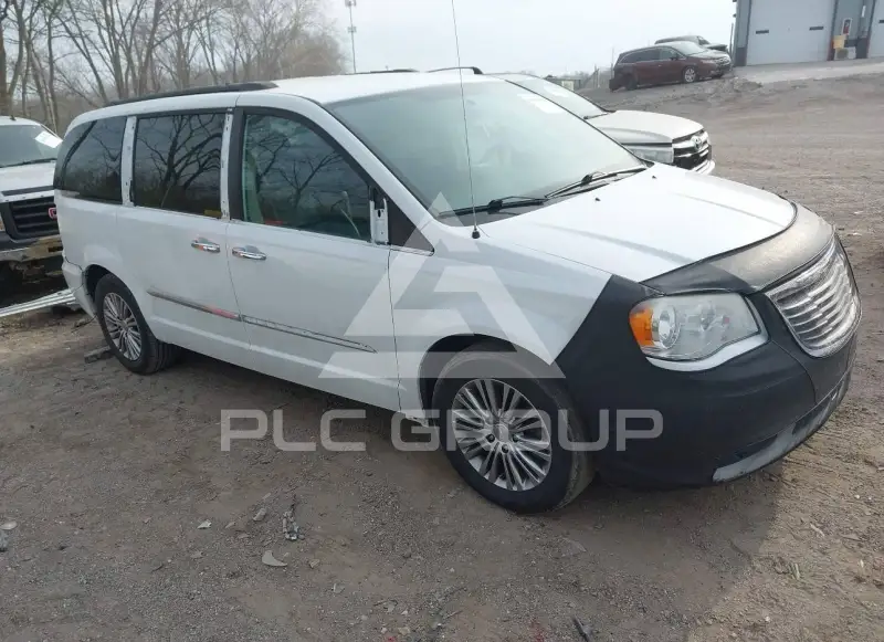2014 Chrysler TOWN & COUNTRY фото