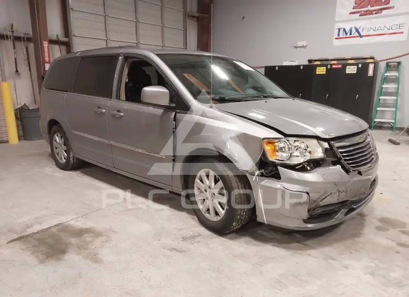 2014 Chrysler TOWN & COUNTRY photo