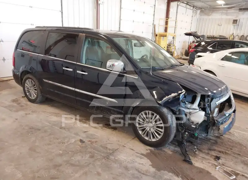 2014 Chrysler TOWN & COUNTRY фото