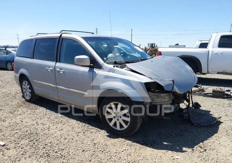 2014 Chrysler TOWN & COUNTRY photo