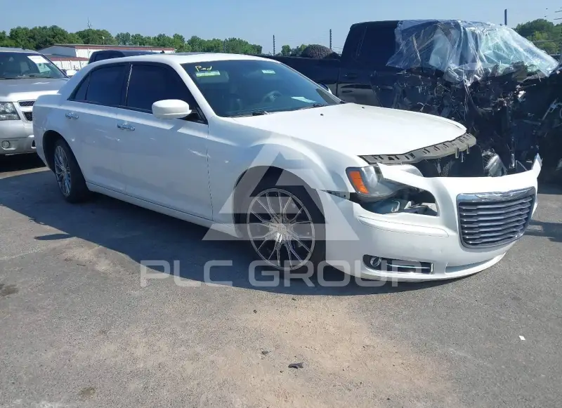2014 Chrysler 300 фото