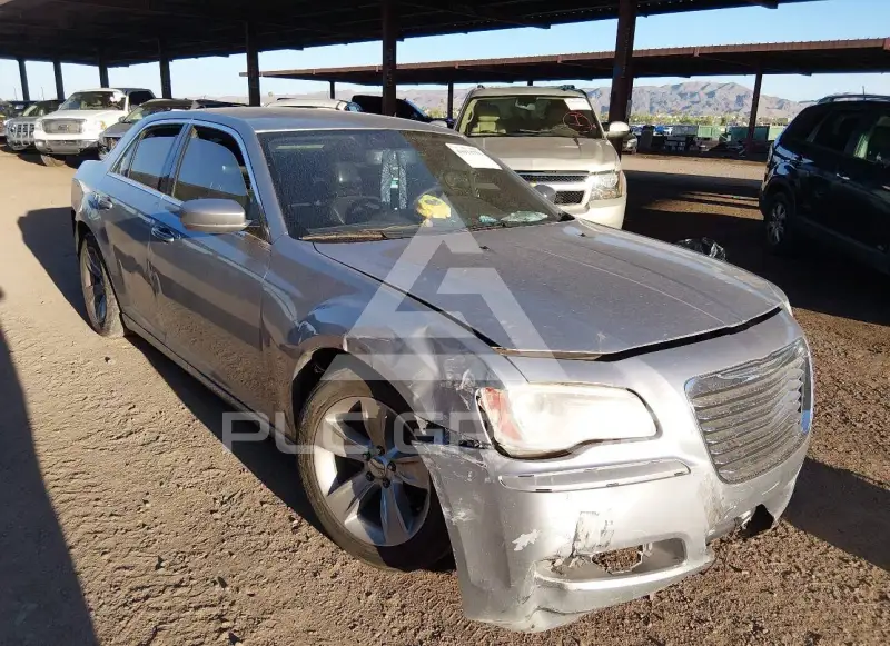 2014 Chrysler 300 фото