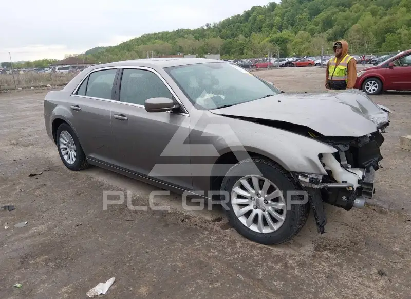 2014 Chrysler 300 фото