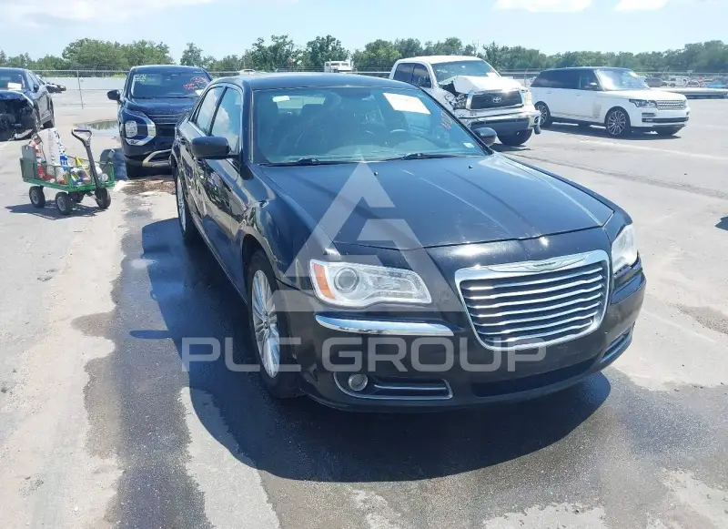 2014 Chrysler 300 фото
