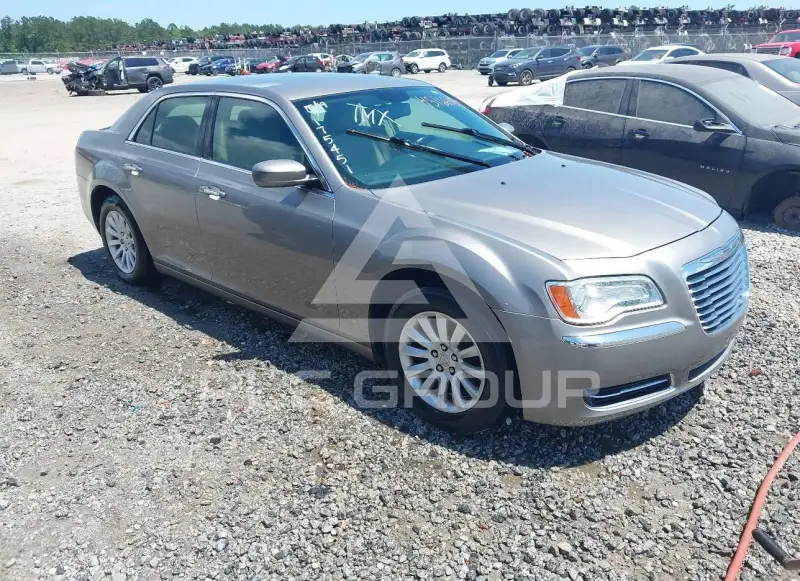 2014 Chrysler 300 photo