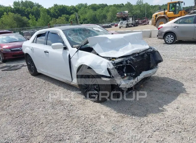 2014 Chrysler 300 фото