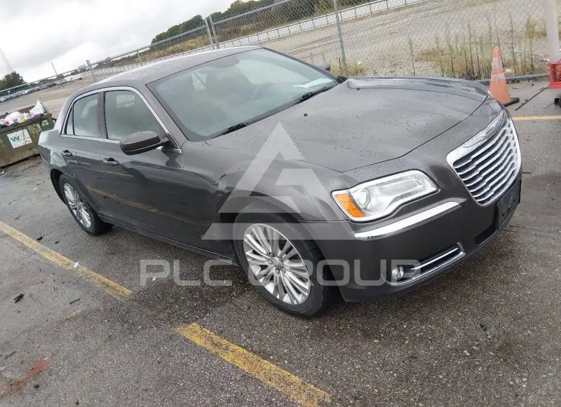 2014 Chrysler 300 photo