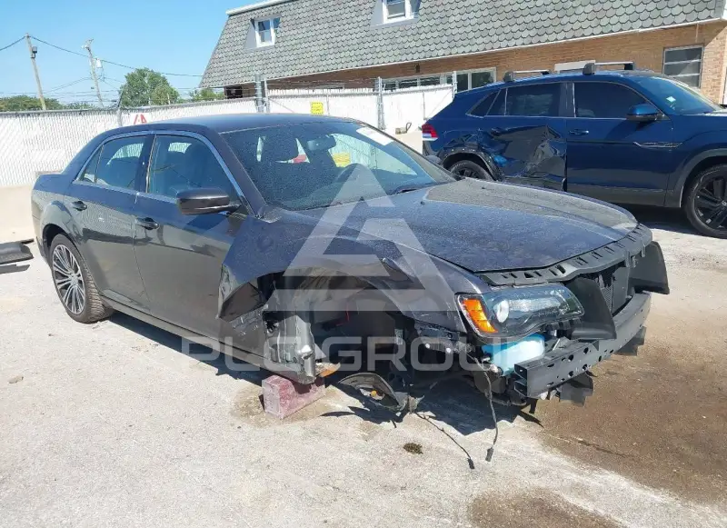 2014 Chrysler 300 photo