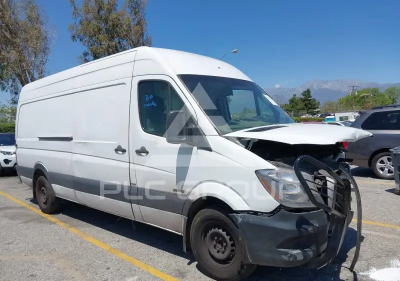 2014 Mercedes Benz Sprinter photo