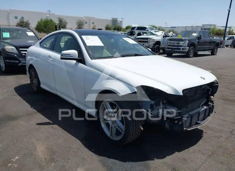 2014 Mercedes Benz C 250 фото