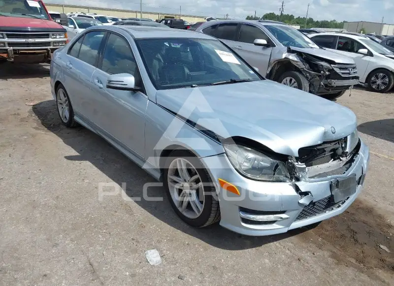 2014 Mercedes Benz C 250 фото