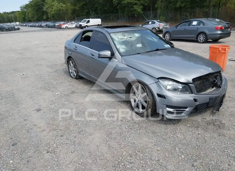 2014 Mercedes Benz C 250 фото
