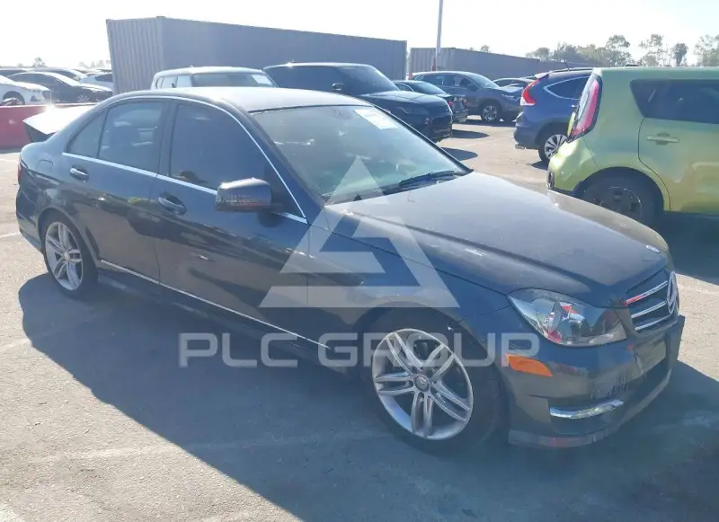 2014 Mercedes Benz C 250 фото