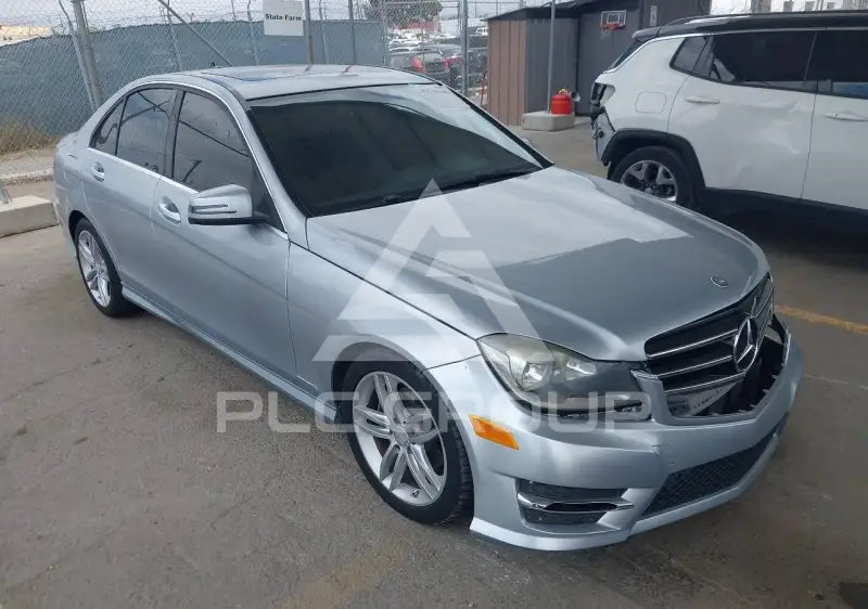 2014 Mercedes Benz C 250 photo