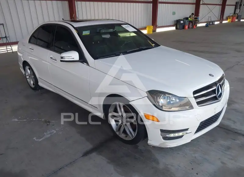 2014 Mercedes Benz C 250 фото