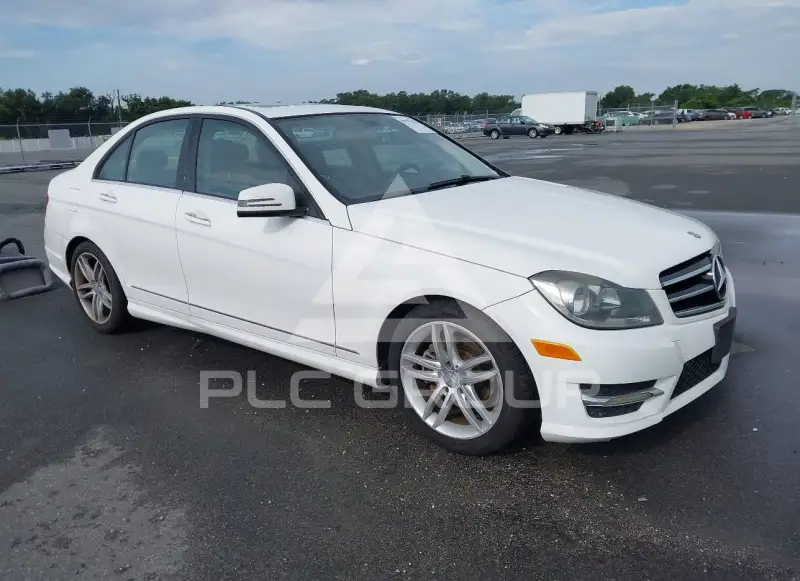 2014 Mercedes Benz C 250 фото