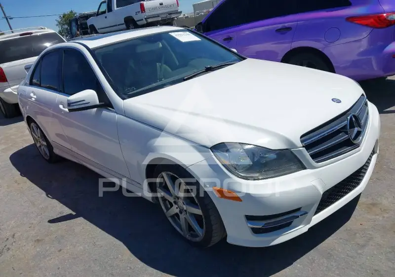2014 Mercedes Benz C 250 photo
