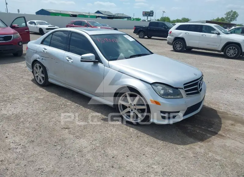 2014 Mercedes Benz C 250 фото