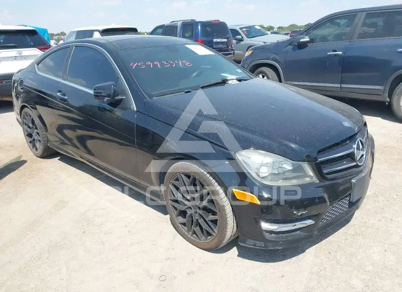 2014 Mercedes Benz C 250 фото