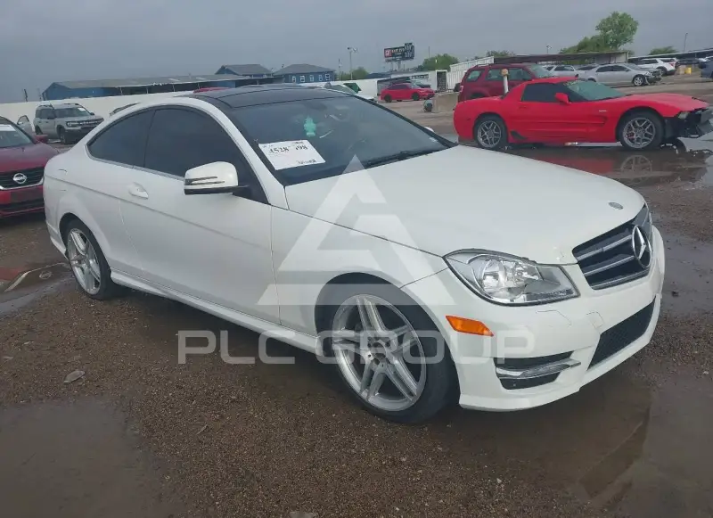 2014 Mercedes Benz C 250 фото