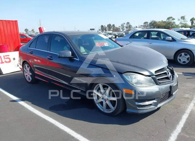 2014 Mercedes Benz C 250 фото