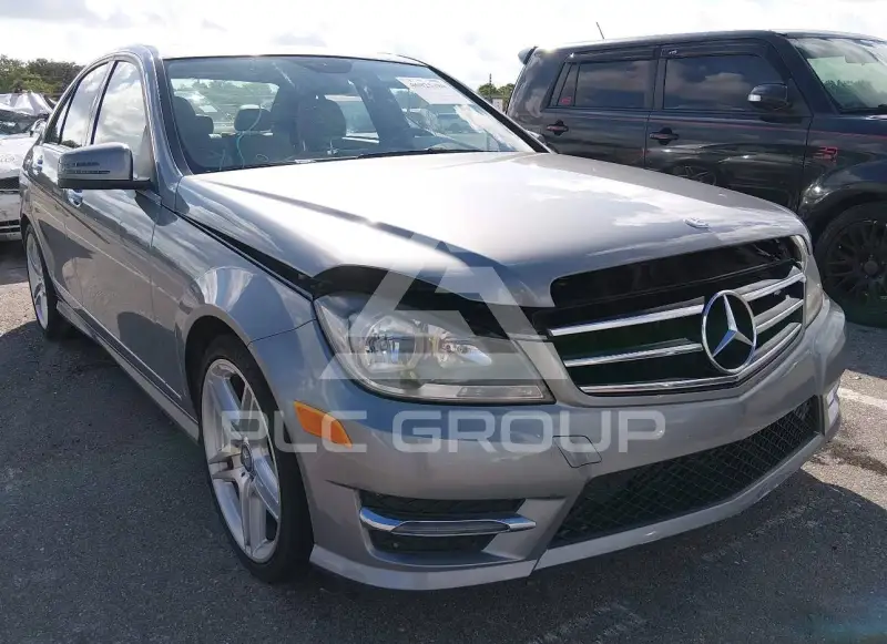2014 Mercedes Benz C 250 photo