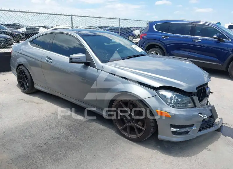 2014 Mercedes Benz C 350 фото