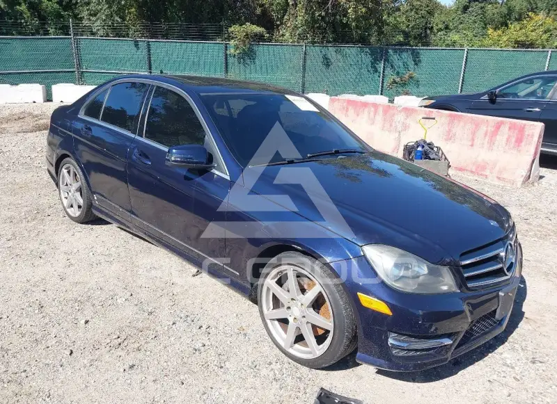 2014 Mercedes Benz C 300 photo