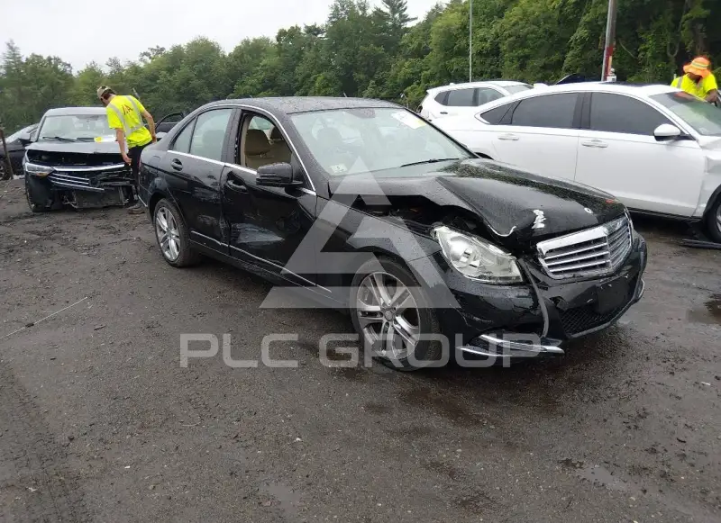 2014 Mercedes Benz C 300 фото