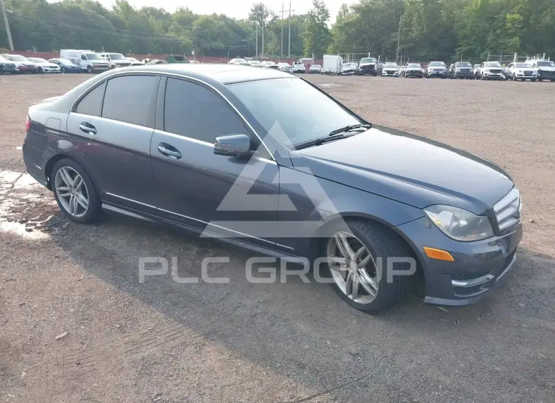 2014 Mercedes Benz C 300 фото
