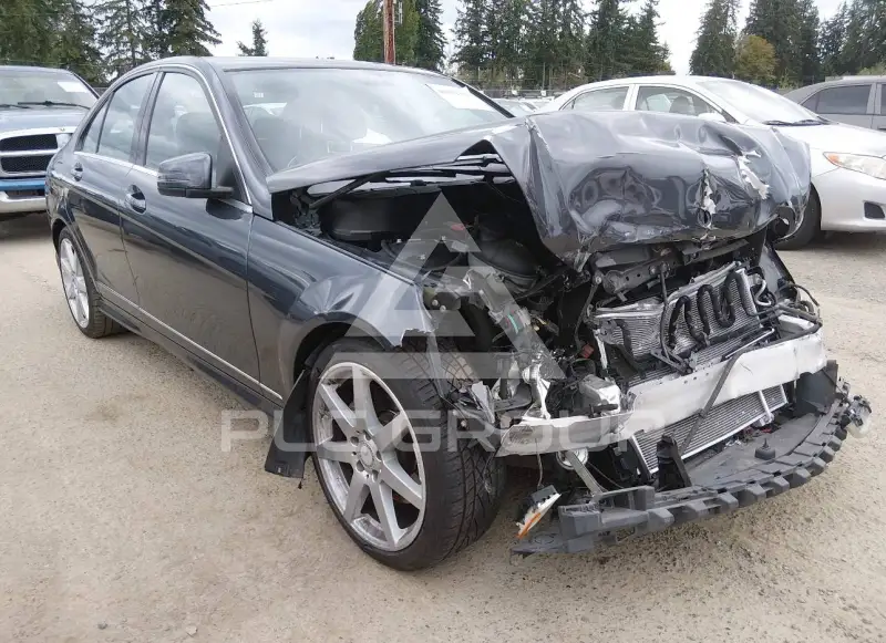 2014 Mercedes Benz C 300 фото