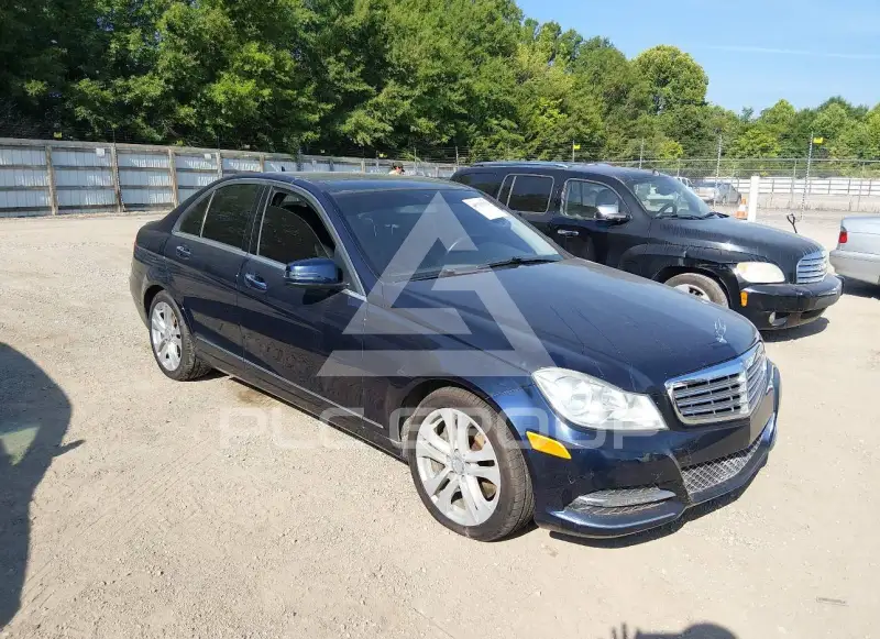 2014 Mercedes Benz C 300 photo