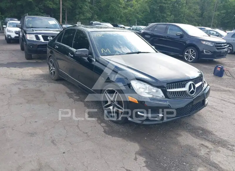 2014 Mercedes Benz C 300 фото
