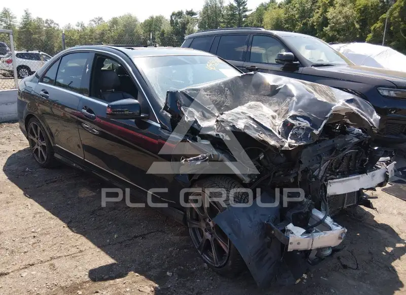 2014 Mercedes Benz C 300 фото