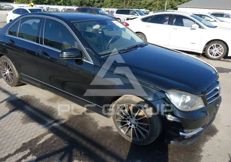 2014 Mercedes Benz C 300 фото