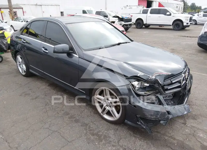2014 Mercedes Benz C 300 photo
