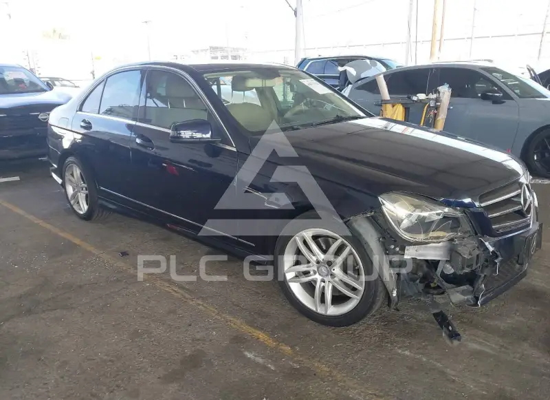 2014 Mercedes Benz C 300 photo